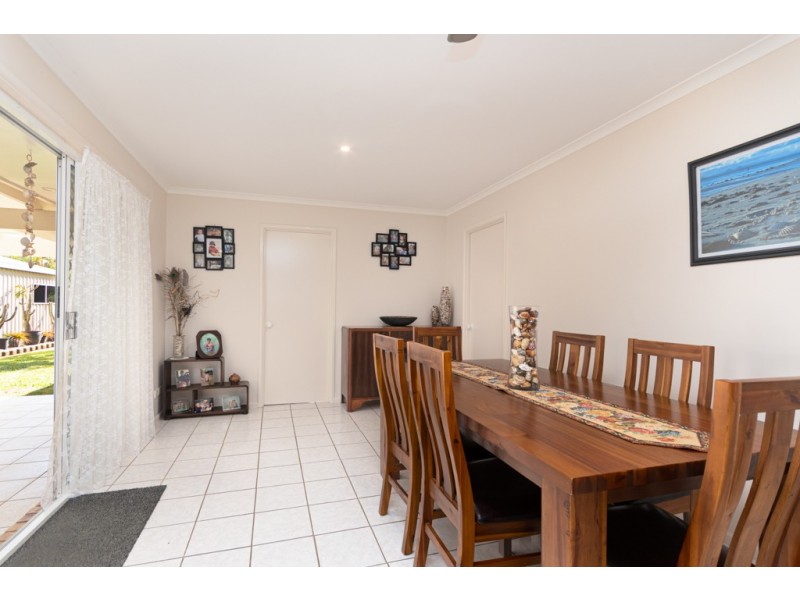 42 Belvedere Crescent, Bellmere QLD 4510