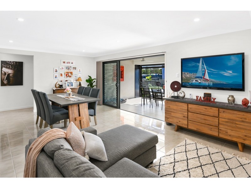 1 Rush Crescent, Caboolture QLD 4510