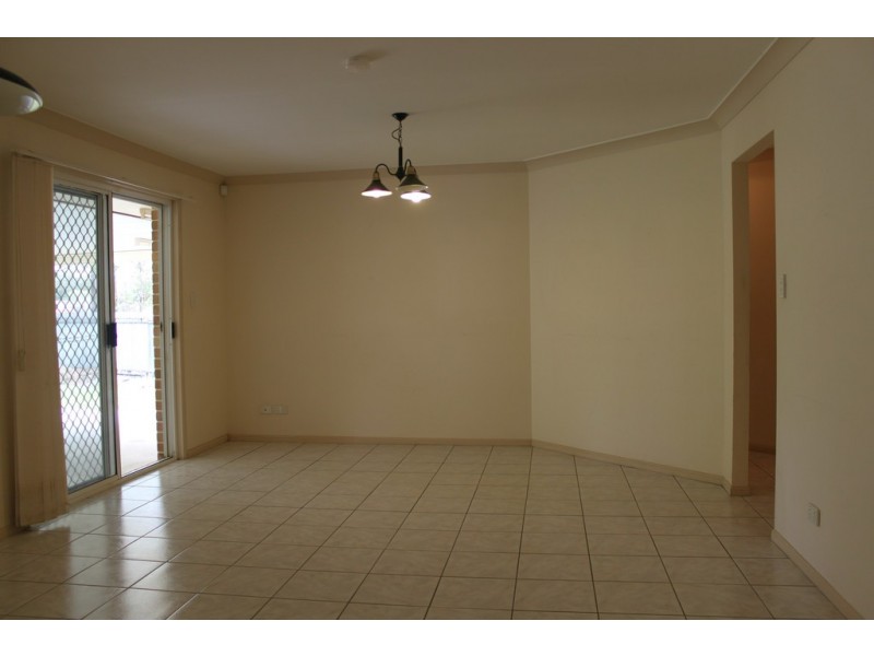 6 Crestwell Close, Morayfield QLD 4506