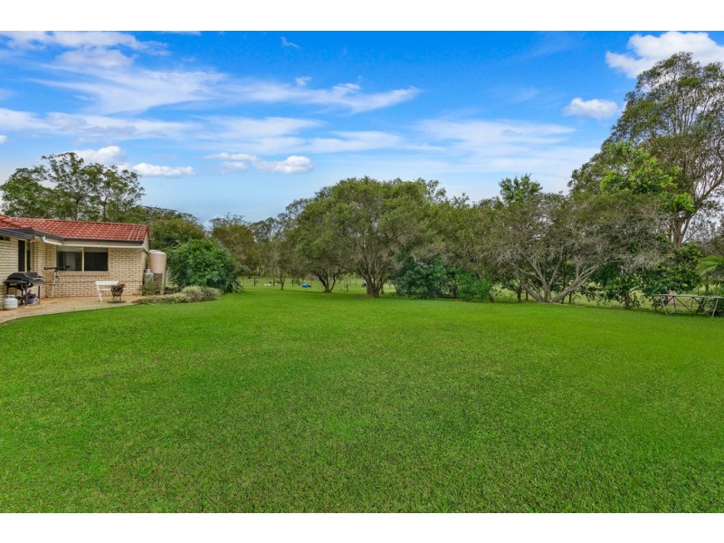 12 Heather Court, Woodford QLD 4514