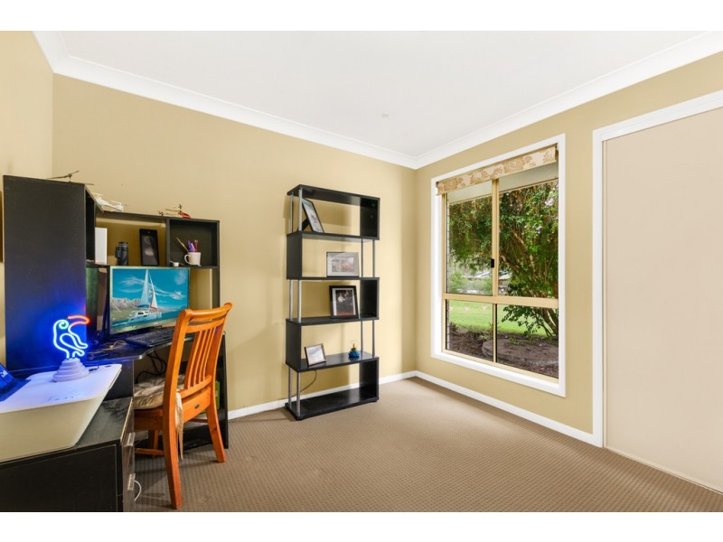 12 Heather Court, Woodford QLD 4514