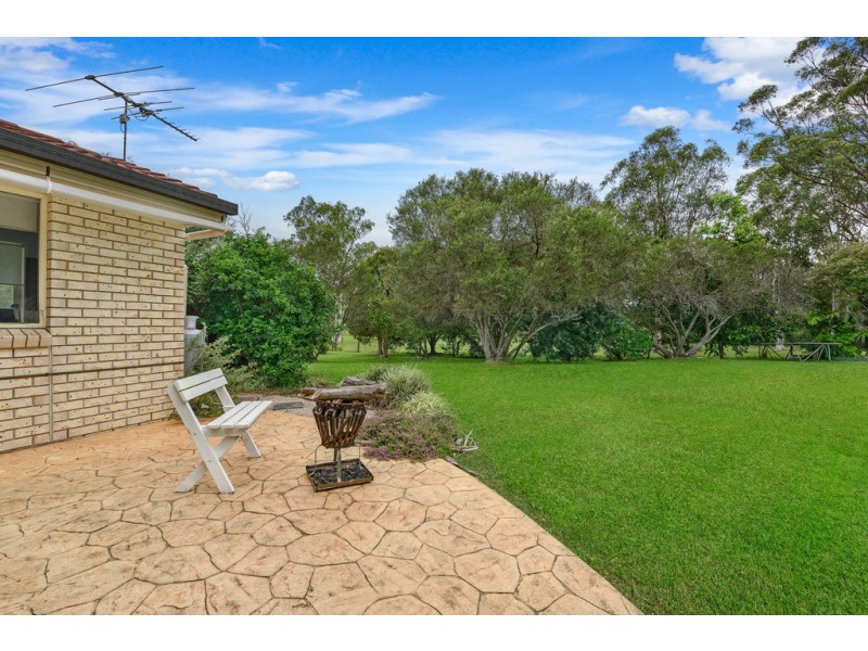 12 Heather Court, Woodford QLD 4514