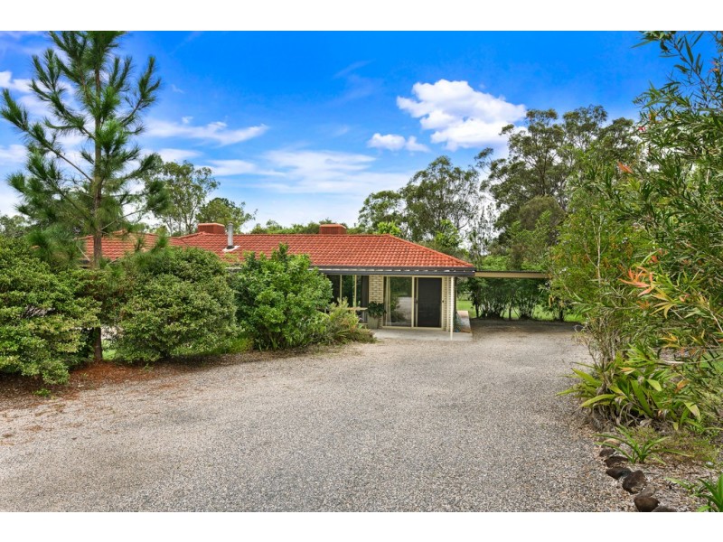12 Heather Court, Woodford QLD 4514