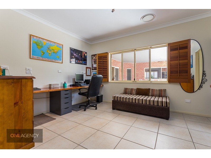 48 Brush Box Place, Heathwood QLD 4110