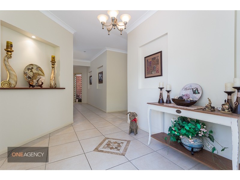 48 Brush Box Place, Heathwood QLD 4110