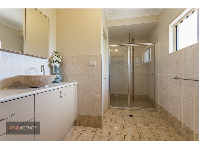 48 Brush Box Place, Heathwood QLD 4110