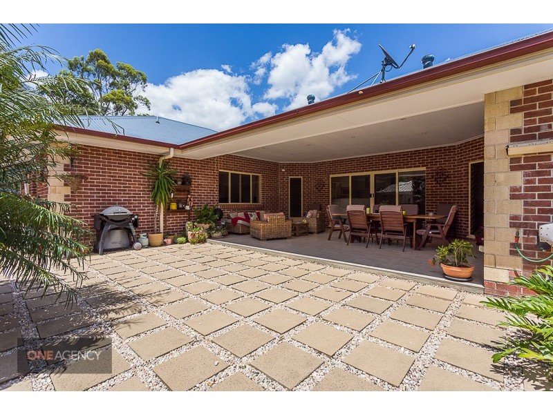 48 Brush Box Place, Heathwood QLD 4110