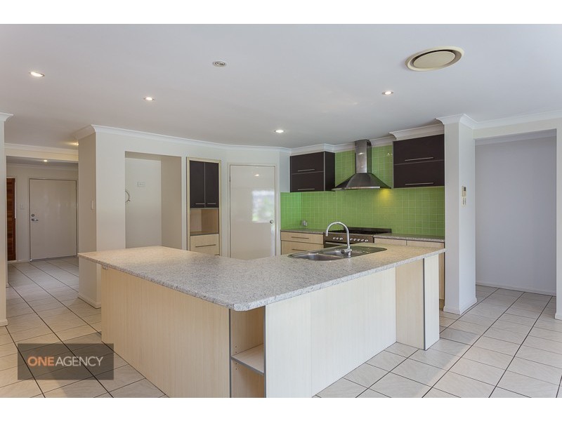 119 Lakeside Avenue, Springfield Lakes QLD 4300