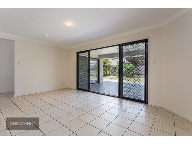 119 Lakeside Avenue, Springfield Lakes QLD 4300