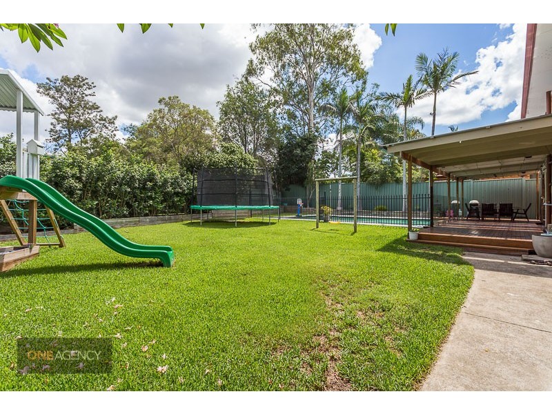 32 Lorraine Street, Camira QLD 4300