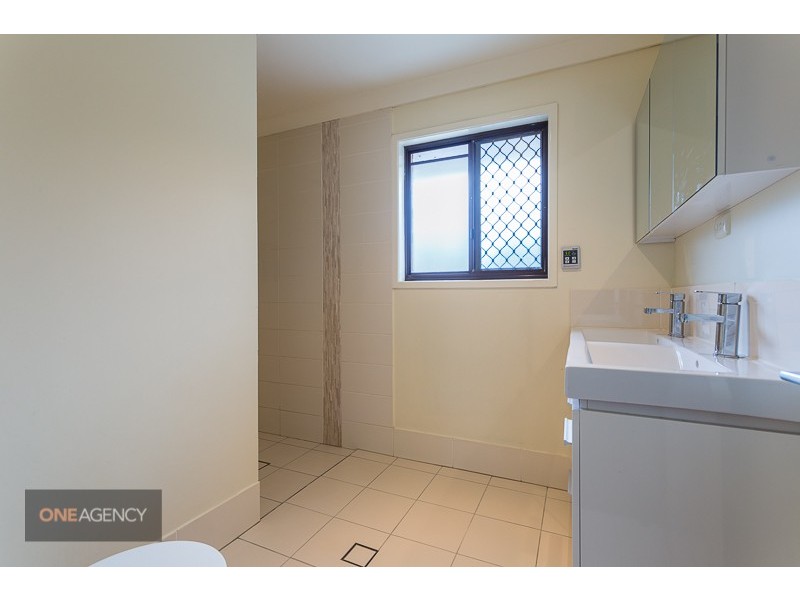 32 Lorraine Street, Camira QLD 4300