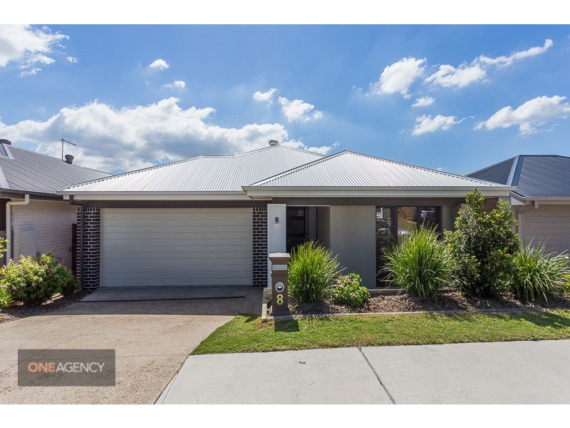 8 Pleasant Street, South Ripley QLD 4306