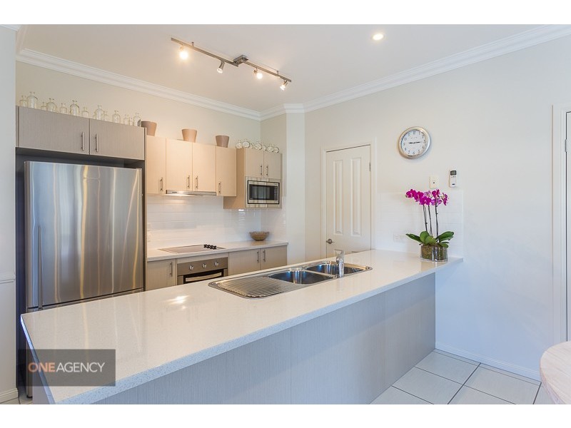 88 Park Edge Drive, Springfield Lakes QLD 4300