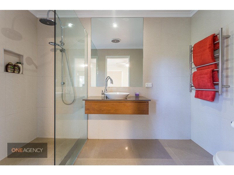 885 MOUNT CROSBY ROAD, Karana Downs QLD 4306