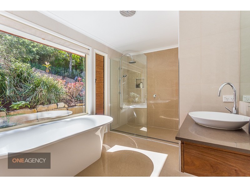 885 MOUNT CROSBY ROAD, Karana Downs QLD 4306