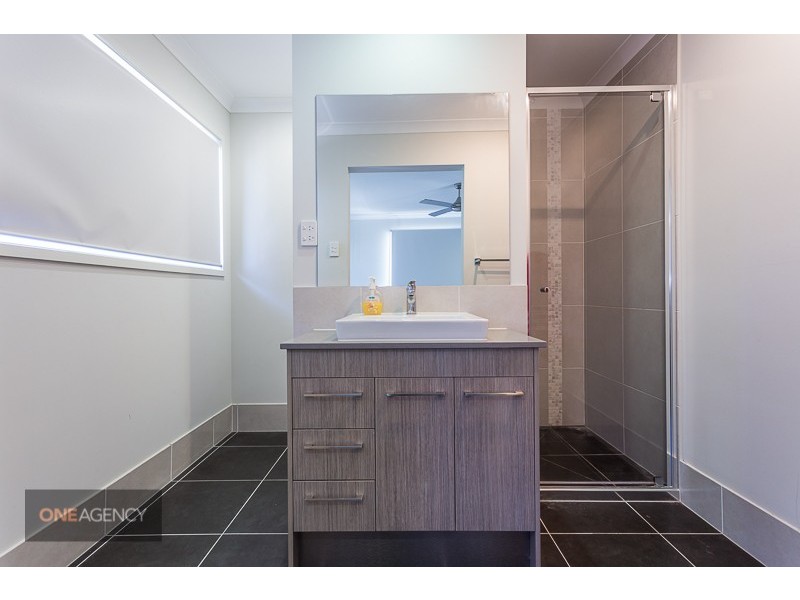 31 Serene Crescent, Springfield Lakes QLD 4300