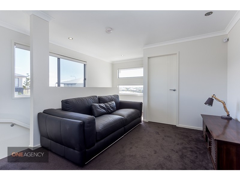 31 Serene Crescent, Springfield Lakes QLD 4300