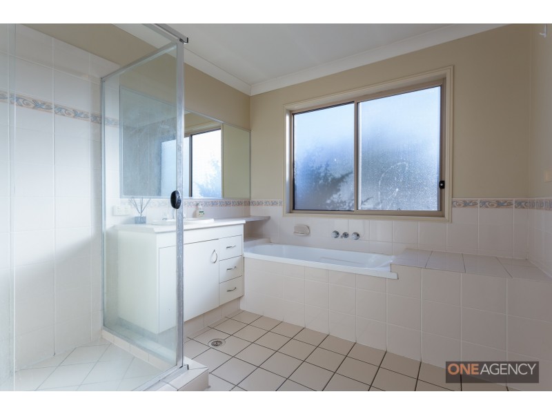 43 Scenic Drive, Springfield QLD 4300