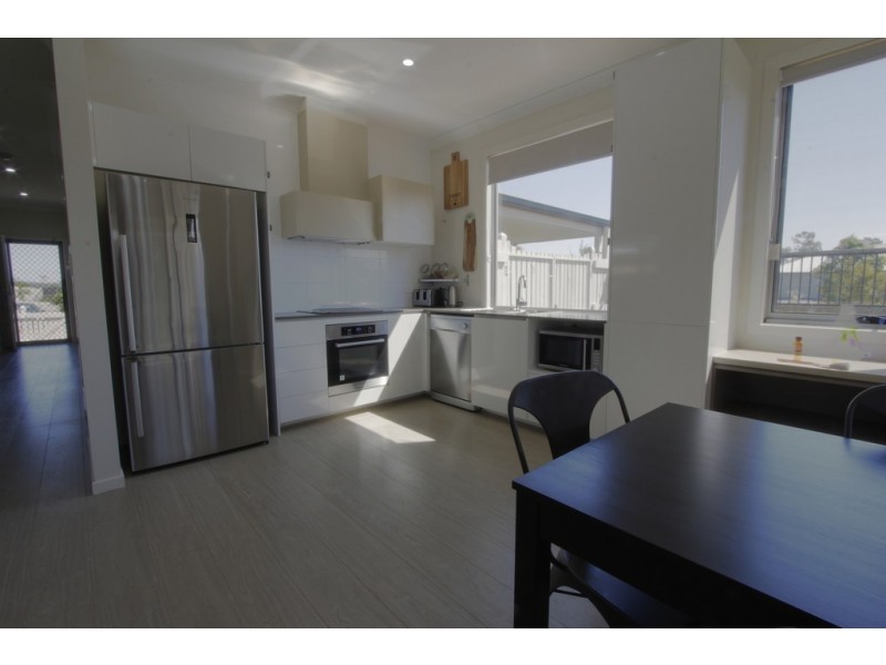 9 Apex Place, Redbank Plains QLD 4301