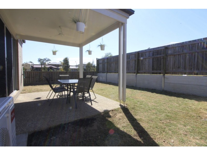 9 Apex Place, Redbank Plains QLD 4301