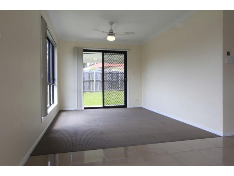 2 Wagtail Place, Bellbird Park QLD 4300