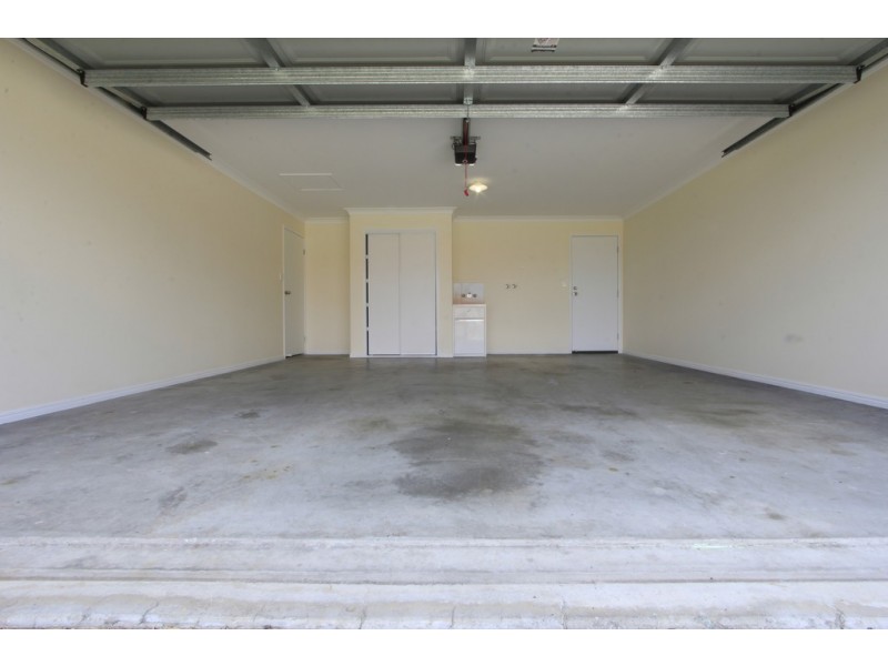 2 Wagtail Place, Bellbird Park QLD 4300
