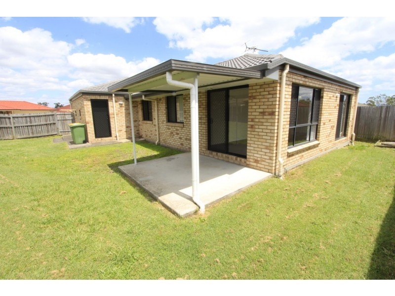 2 Wagtail Place, Bellbird Park QLD 4300