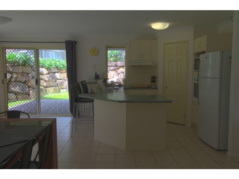 4 Pineview Place, Springfield QLD 4300