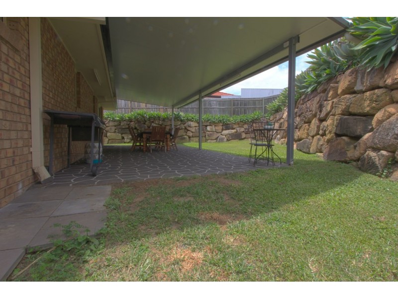 4 Pineview Place, Springfield QLD 4300
