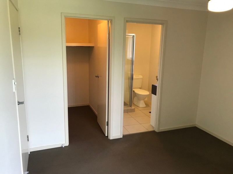 28 Pauline Avenue, Ellen Grove QLD 4078