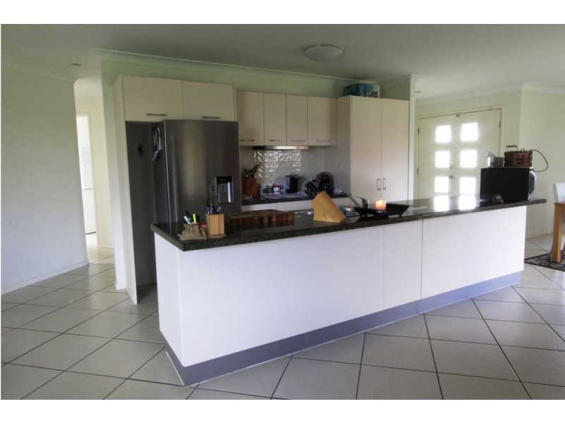 47 Sarah Drive, Yamanto QLD 4305