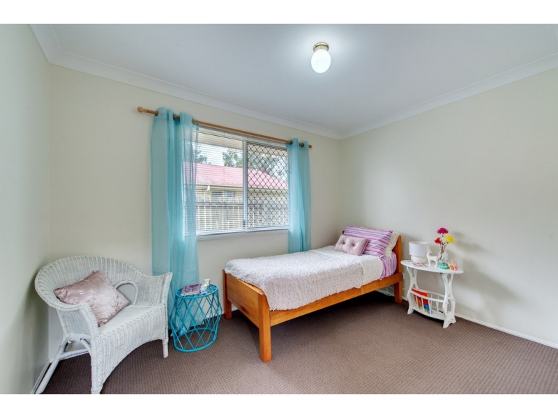 16 Ravenswood Lane, Springfield QLD 4300