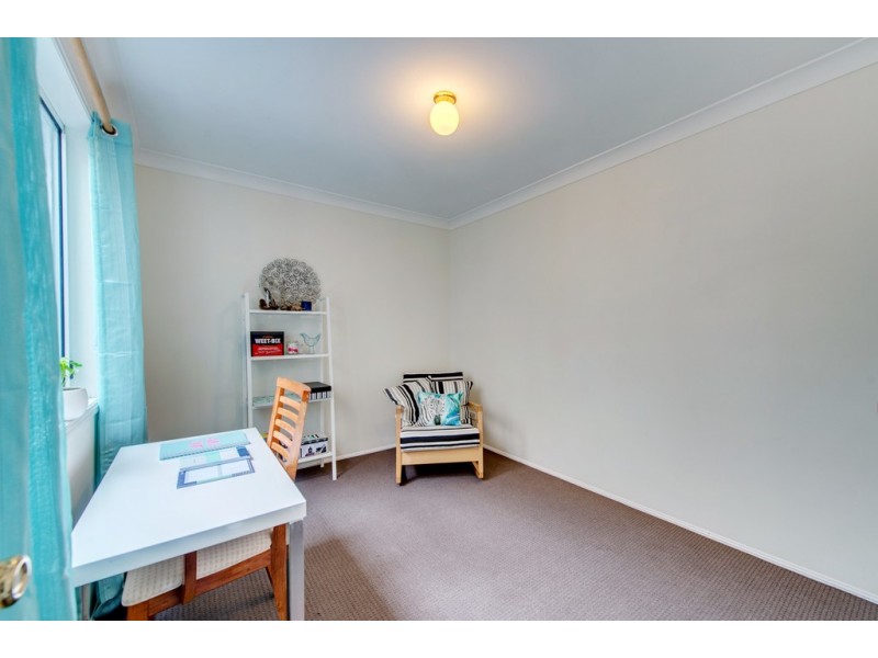 16 Ravenswood Lane, Springfield QLD 4300