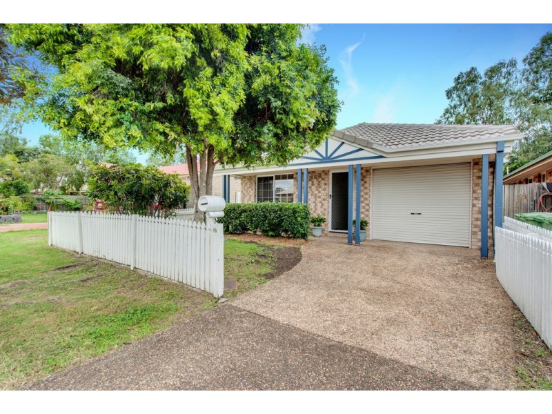 16 Ravenswood Lane, Springfield QLD 4300