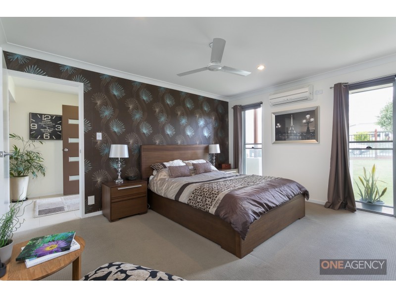 133 Santa Monica Drive, Augustine Heights QLD 4300