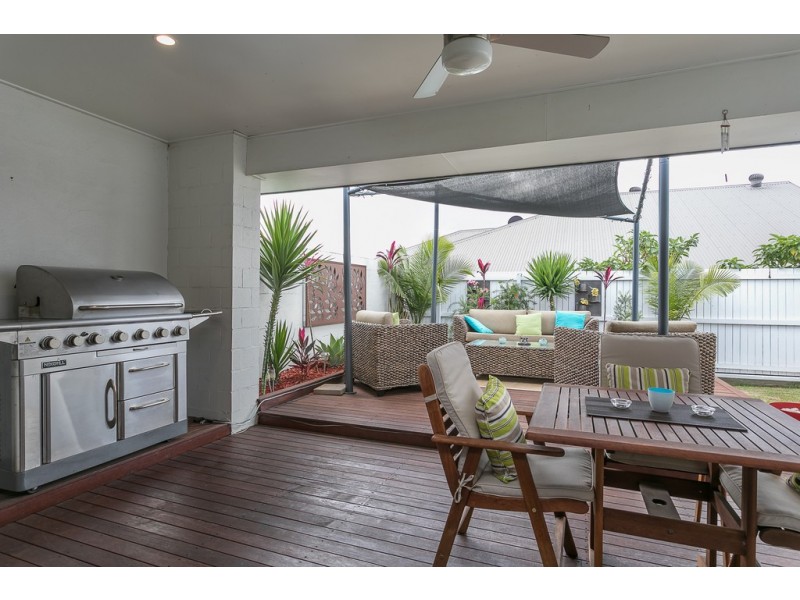 1/133 Santa Monica Drive, Augustine Heights QLD 4300