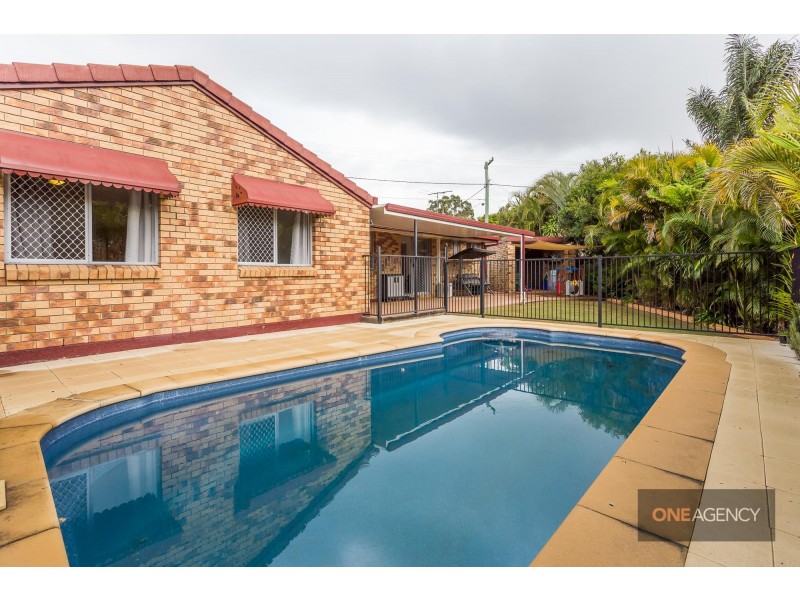 15 CRESTWOOD DRIVE, Camira QLD 4300