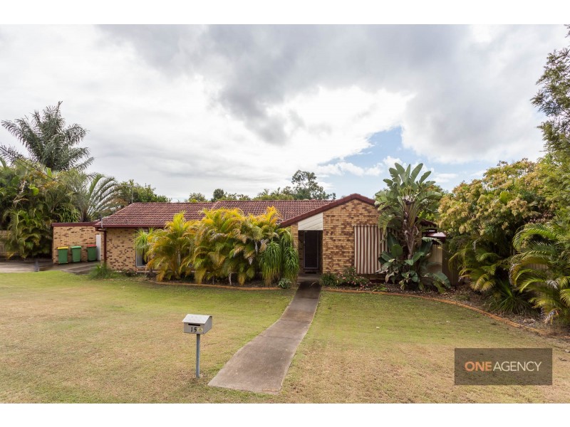 15 CRESTWOOD DRIVE, Camira QLD 4300