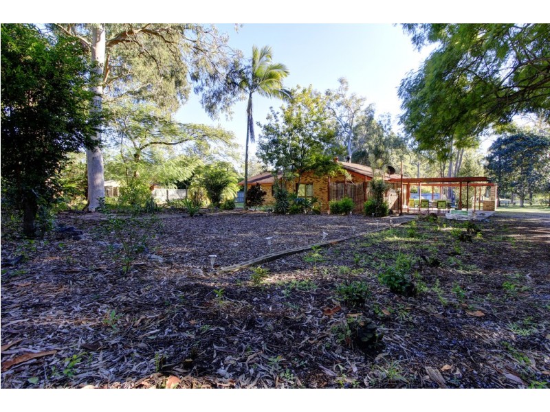 68 Addison Road, Camira QLD 4300