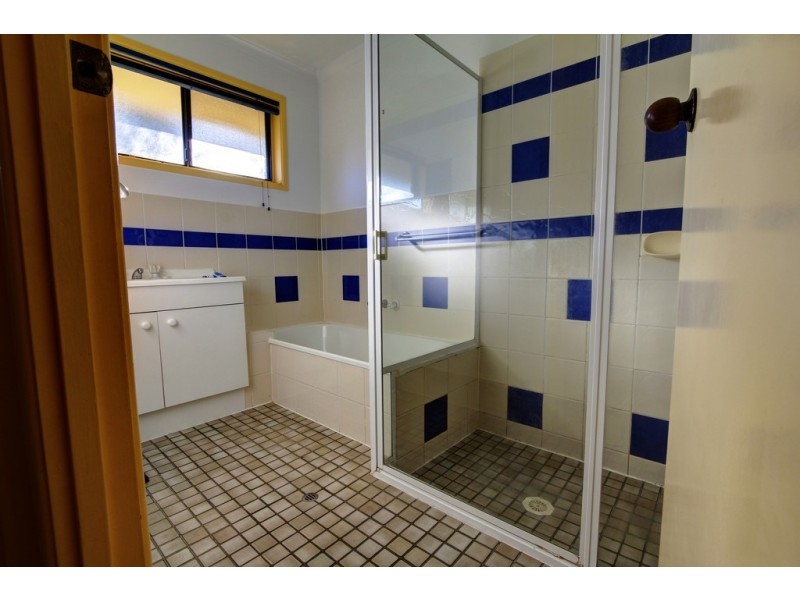 68 Addison Road, Camira QLD 4300