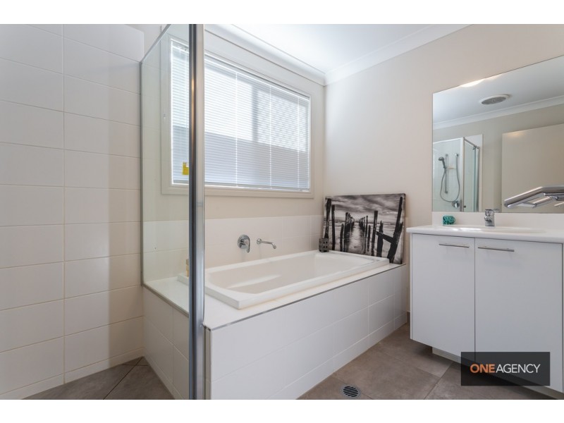 105 Daydream Crescent, Springfield Lakes QLD 4300