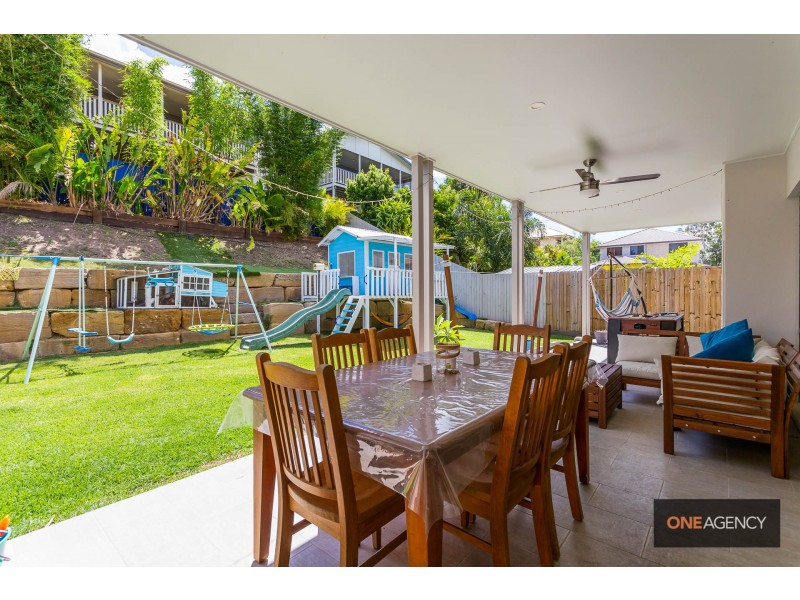 19 Foreshore Drive, Springfield Lakes QLD 4300