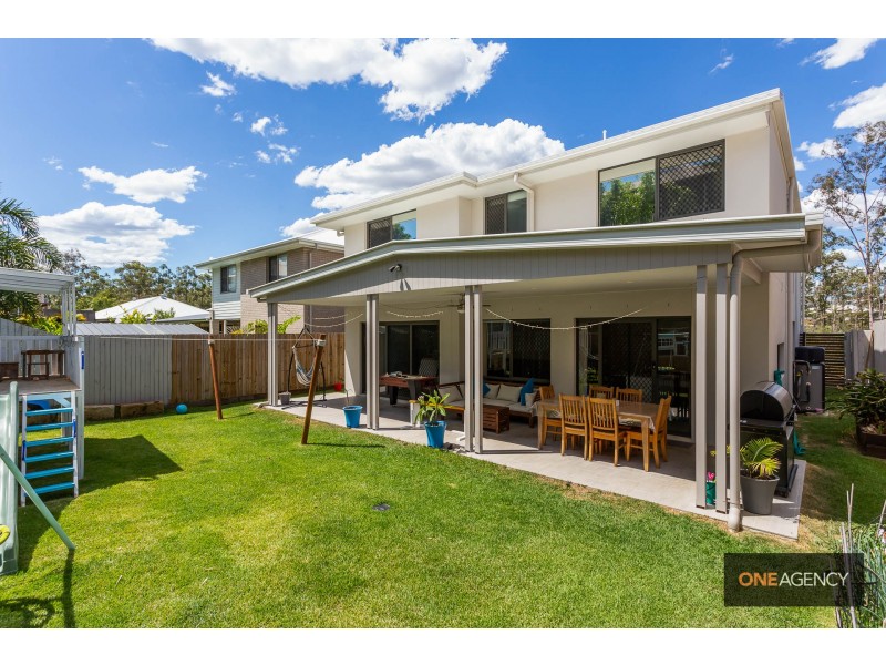 19 Foreshore Drive, Springfield Lakes QLD 4300