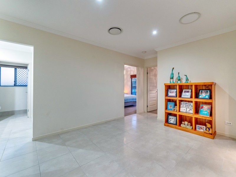 6 – 10 Wedgebill Court, Greenbank QLD 4124