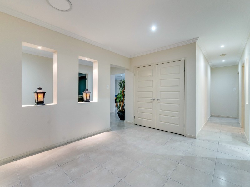 6 – 10 Wedgebill Court, Greenbank QLD 4124