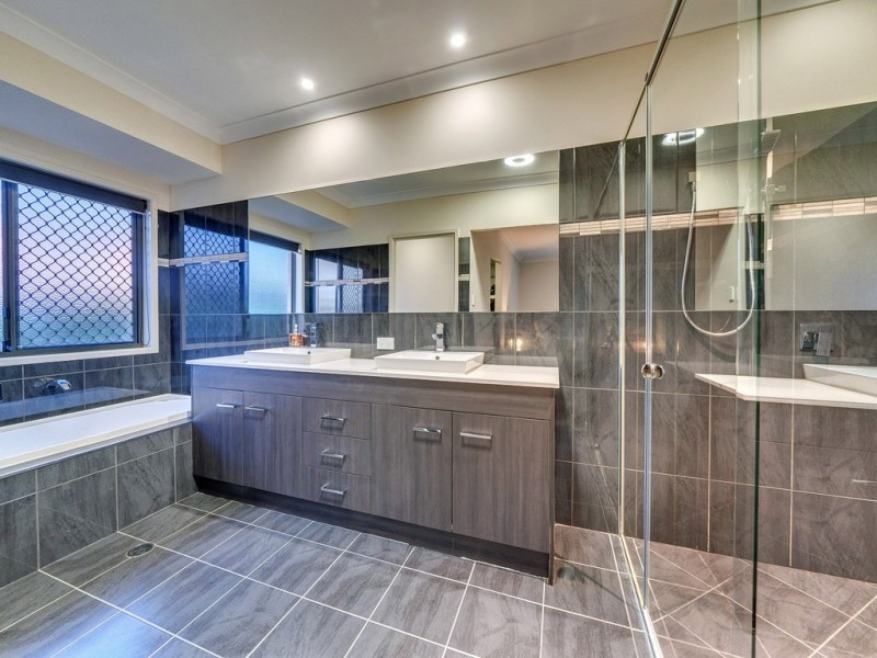 6 – 10 Wedgebill Court, Greenbank QLD 4124