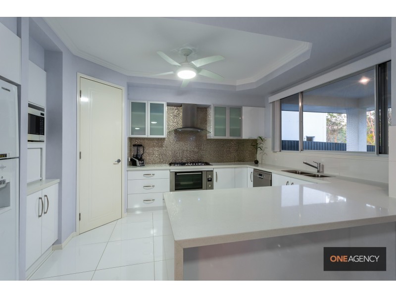 45 Ridgewood Drive, Brookwater QLD 4300