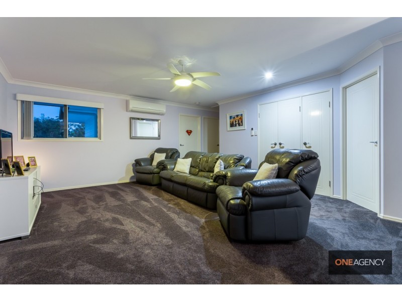 45 Ridgewood Drive, Brookwater QLD 4300