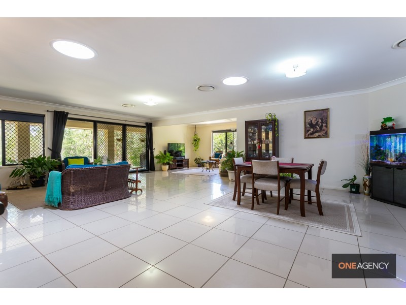 16-18 Goldfinch Court, Greenbank QLD 4124