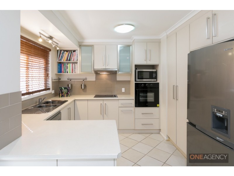 2 Bundoora Drive, Karana Downs QLD 4306